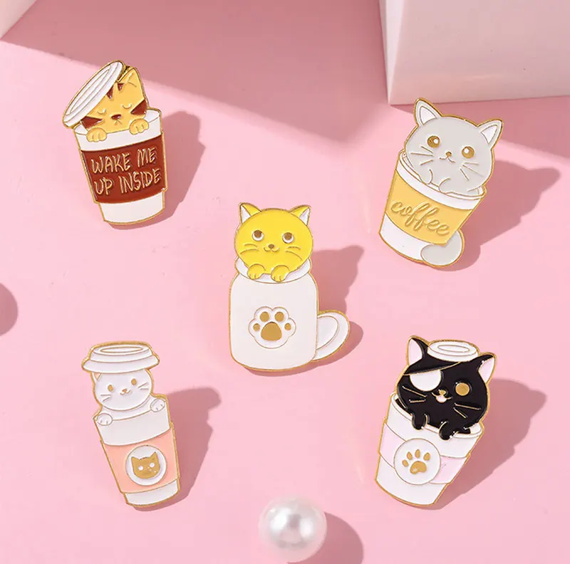 Pin Coffee Cup with Paw Brooches Kitty Metal Badges Bag Clothes Pins Up Jewelry Gift for Cat Lover Coffee Cat Enamel