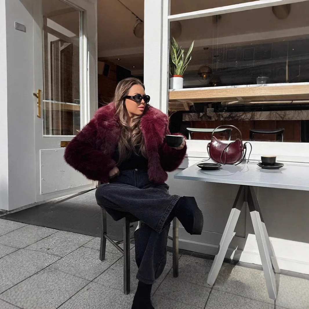 Faux Fur Coats Women Solid Lapel Short Coat Jackets Loose Elegant Cardigan Outerwear Party Thick Warm Y2k Jacket Autumn Winter