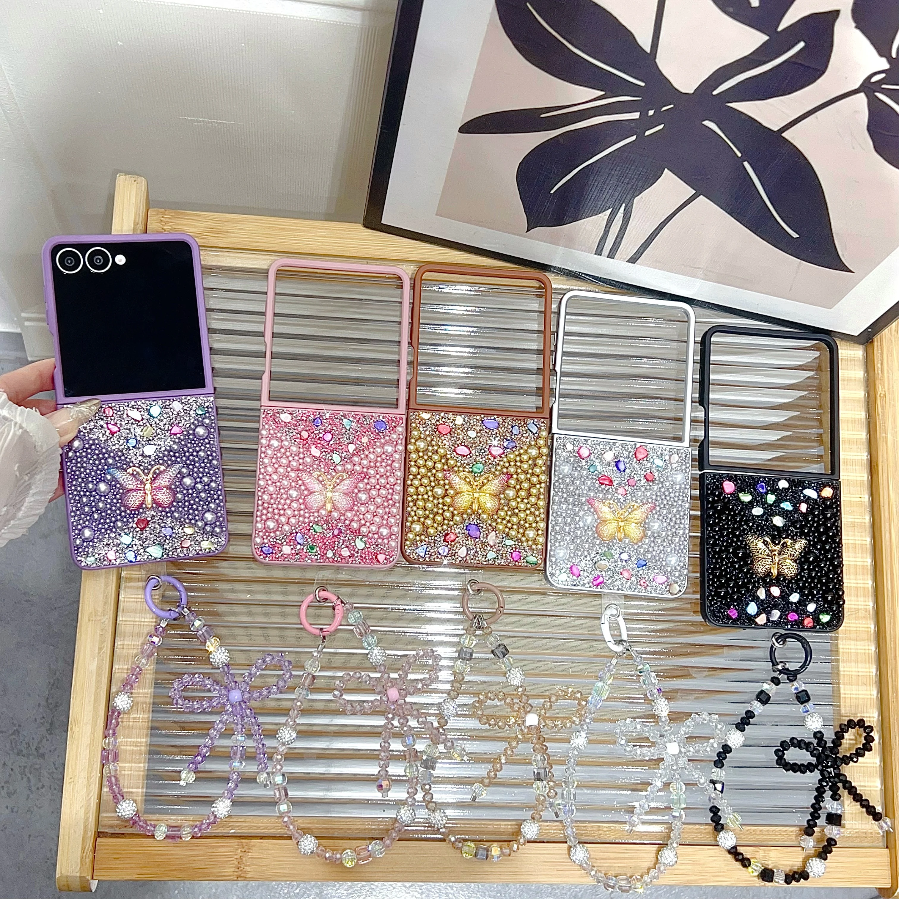 

Back Cover For Samsung Galaxy Z Flip 7 6 5 4 Case Bling Diamond Butterfly Bracelet Chain Hard PC Shockproof Phone Case