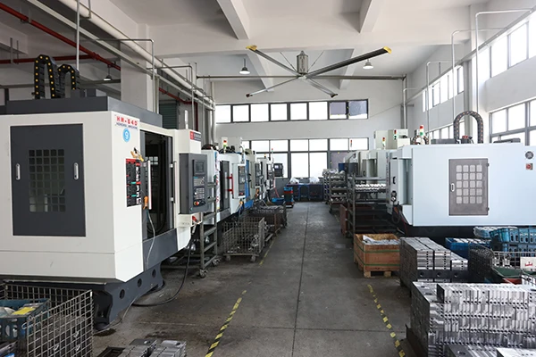 عملية سلسة صغيرة مزدوجة التمثيل أسطوانة هيدروليكية قلابة عدة شاحنة مقطورة قلابة هيدروليكية لمنصة الرفع