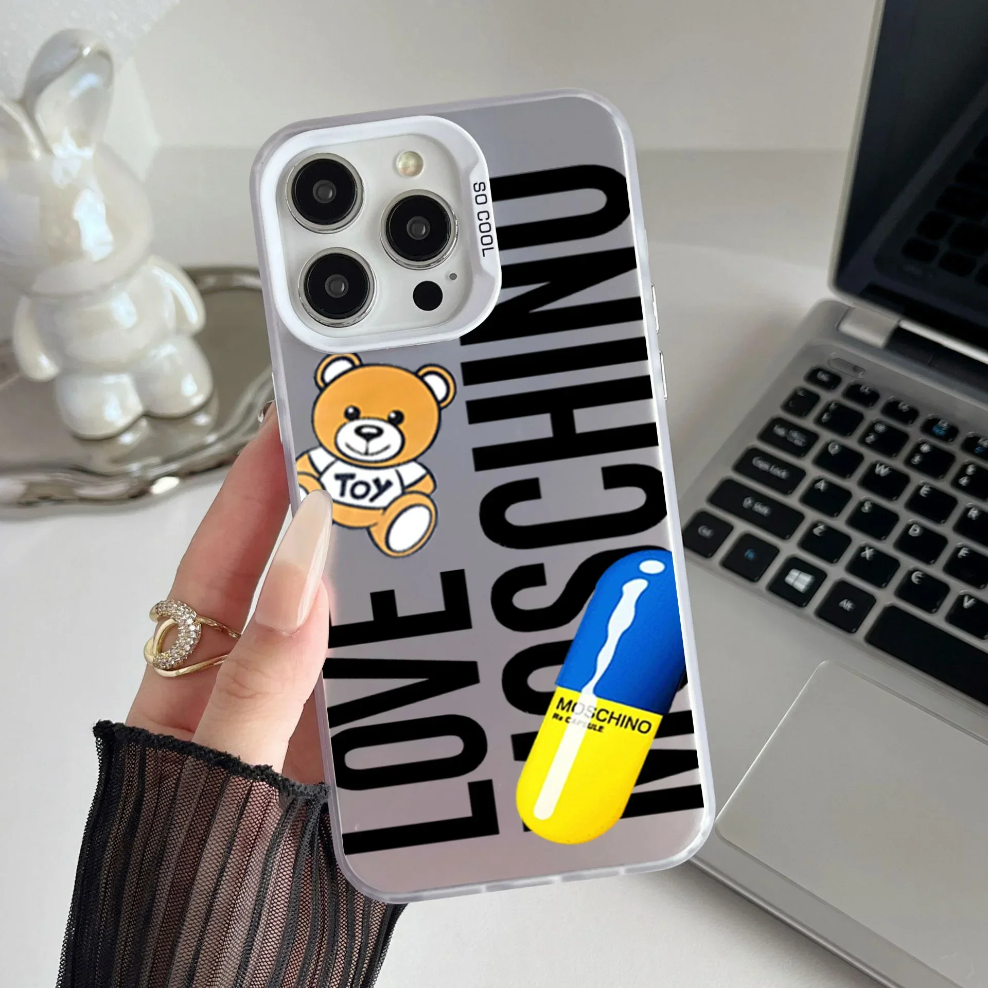 Luxury M-Moschinoes Phone Case For iPhone 16 15 14 13 12 11 mini Pro Max X XR XS MAX 8 7 Plus Anti Fall Matte Back Cover Shell