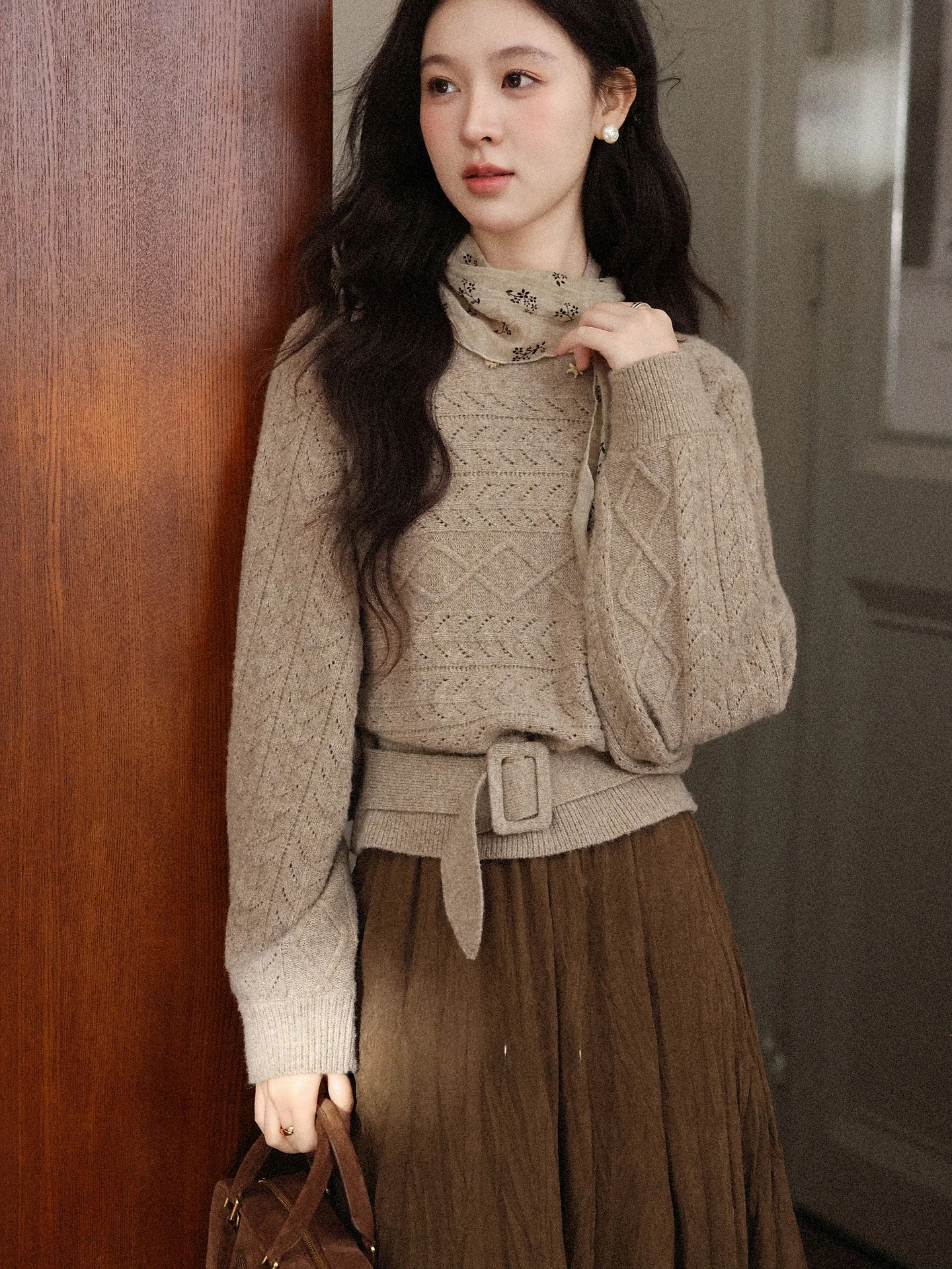 

Ladies' Knitted Sweater Korean Sle Lazy Design Autumn Winter New Arrival Deer Southward Love Initial Loose Fit Long Sve