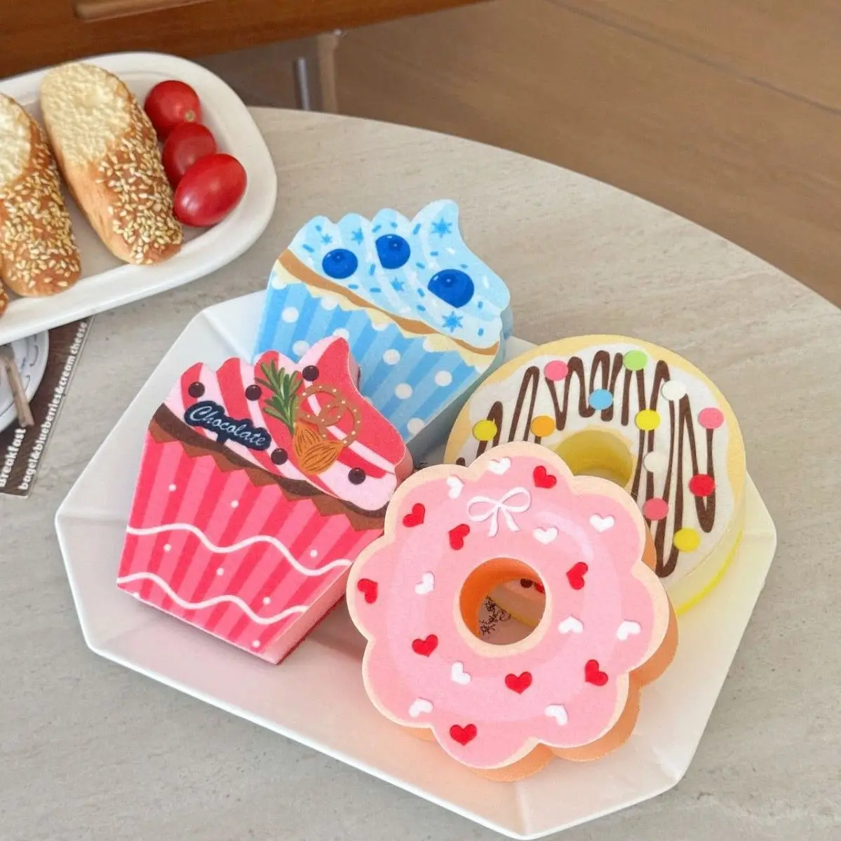 Cute Dessert Shaped Dishwashing Sponge Wood Pulp Cotton Sponge Kitchen Brush Pots and Bowls Clean Sponges Stain Remover