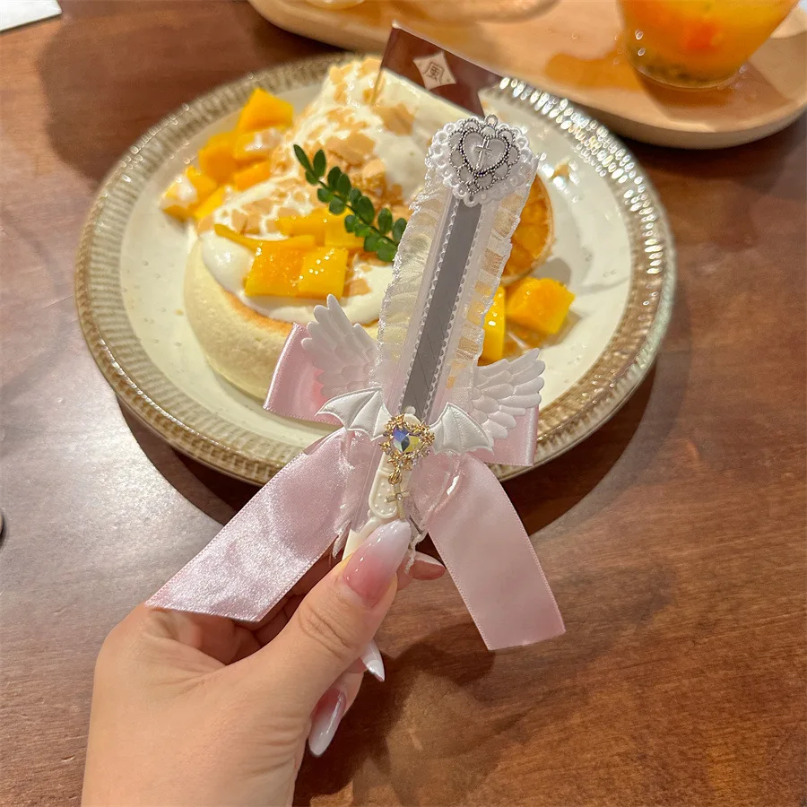 Angel Wings Cutter Mini Utility Cutter Retractable Letter Opener Portable Cute Opener Paper Cutting Tool