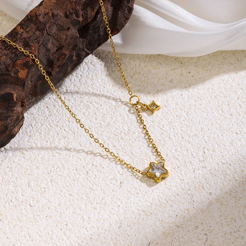 Cross-border hot-selling pentagon square diamond pendant stainless steel women's necklace, stylish and simple with a vacation