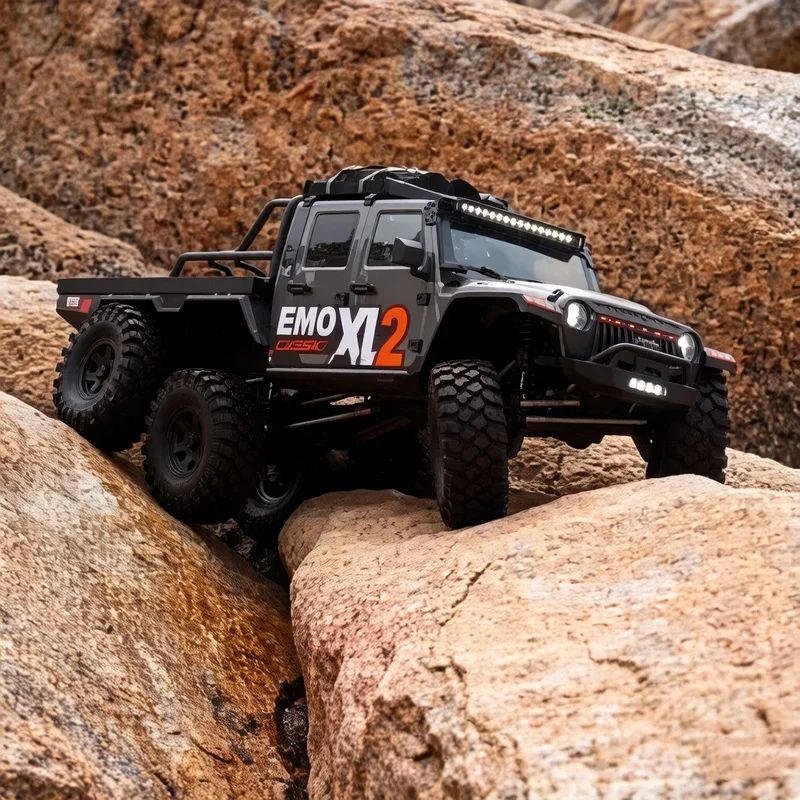 

Радиоуправляемая машина CROSSRC 1/8 EMO XL2 Big Mustang с коллекторным двигателем, 6WD, дифференциалом, бесщеточным приводом, имитация внедорожника для скалолазания