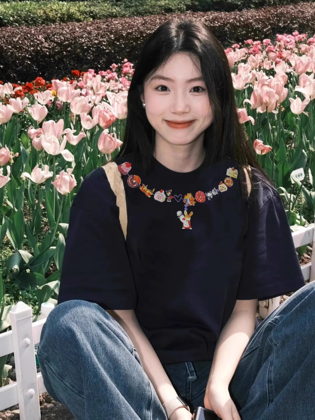 

Американская ретро-футболка из чистого хлопка с коротким рукавом для женщин, летняя, свободного кроя, модный дизайн, трендовая модель, топ с эффектом утончения