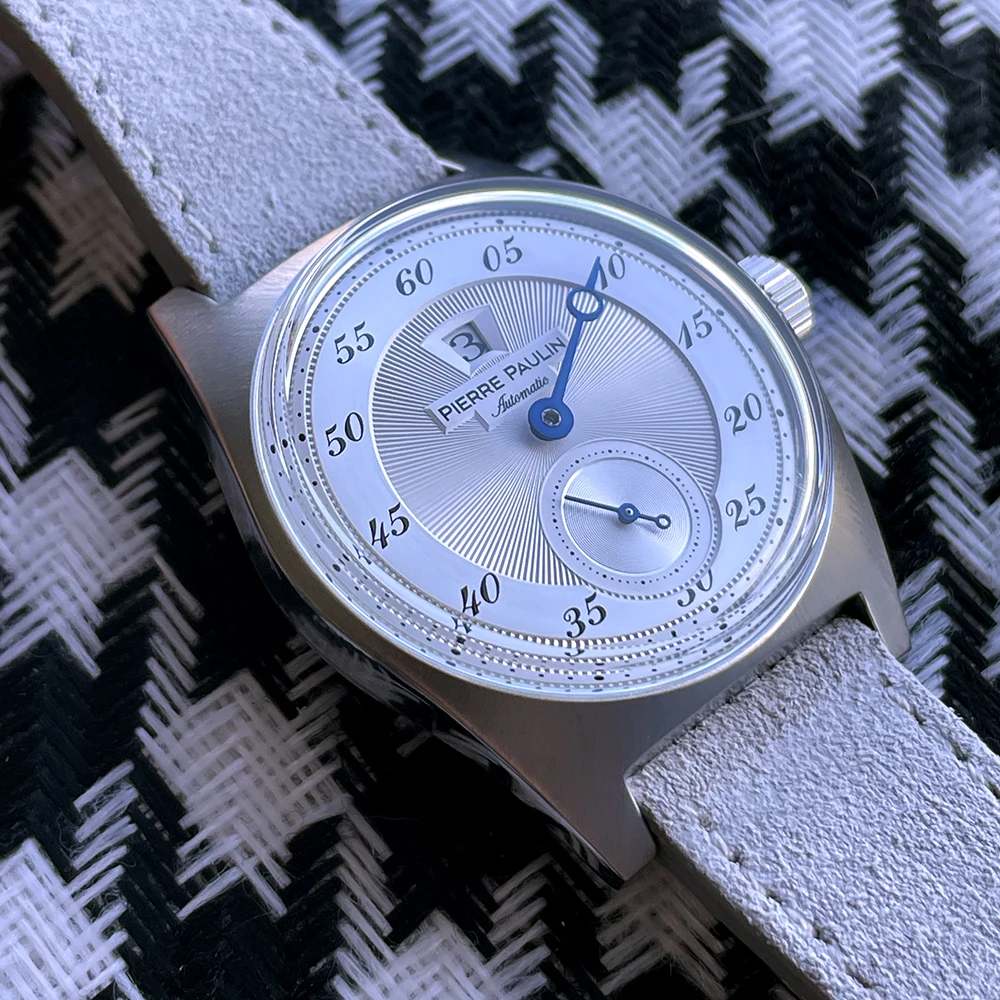 จุดสินค้า Pierre Paulin กระโดดชั่วโมงนาฬิกาผู้ชาย Silver Dial อัตโนมัติ St17 นาฬิกา Vintage วันที่หน้าต่าง 36 มม. โลหะ