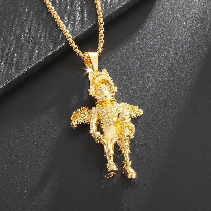 Fashionable Luxury Creative Design Golden Angel Wings Angel Astronaut Cool Personalized Pendant Necklace Men Women Jewelry Gifts