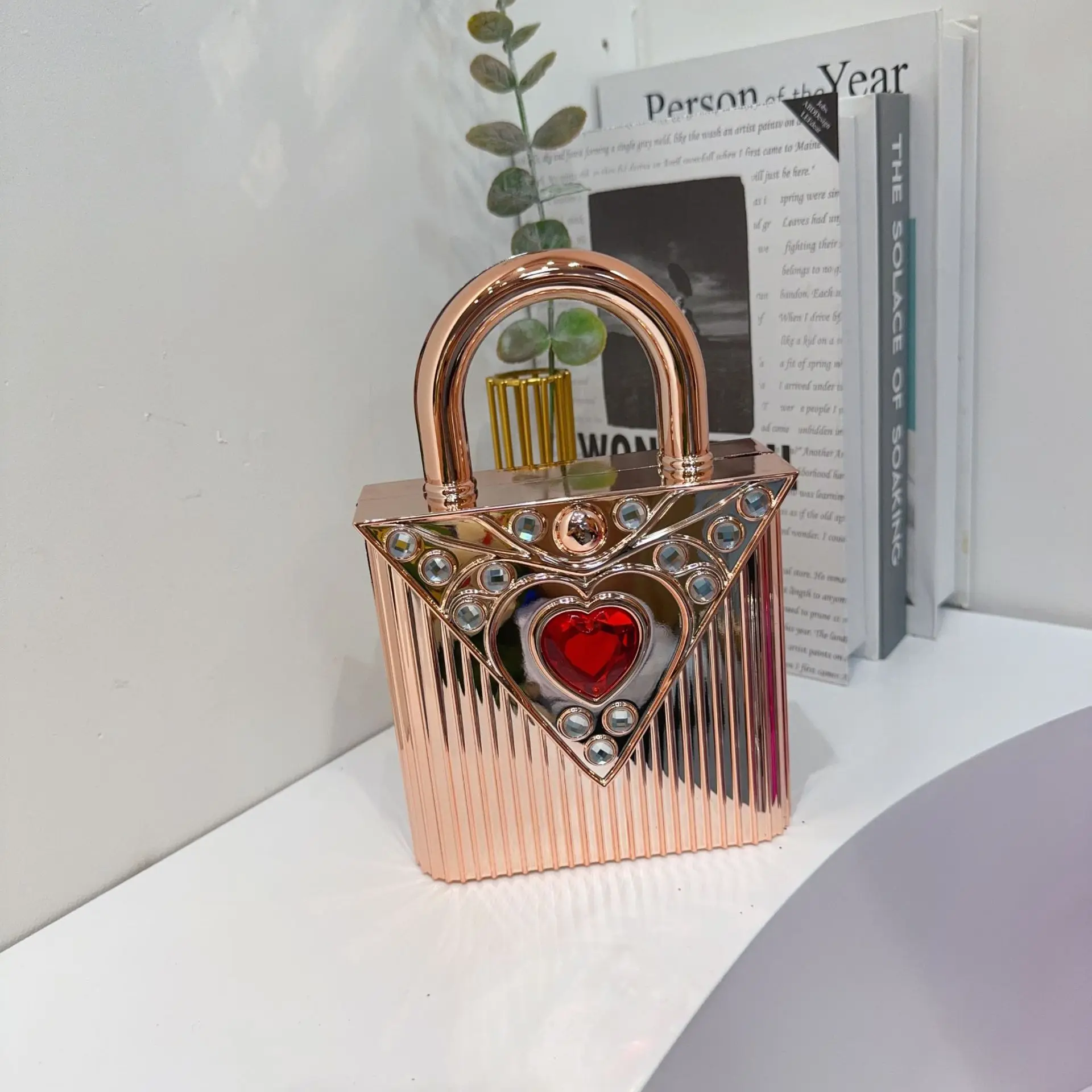 

Dinner bag Mini acrylic bag Light luxury temperament One shoulder portable evening clutch bag