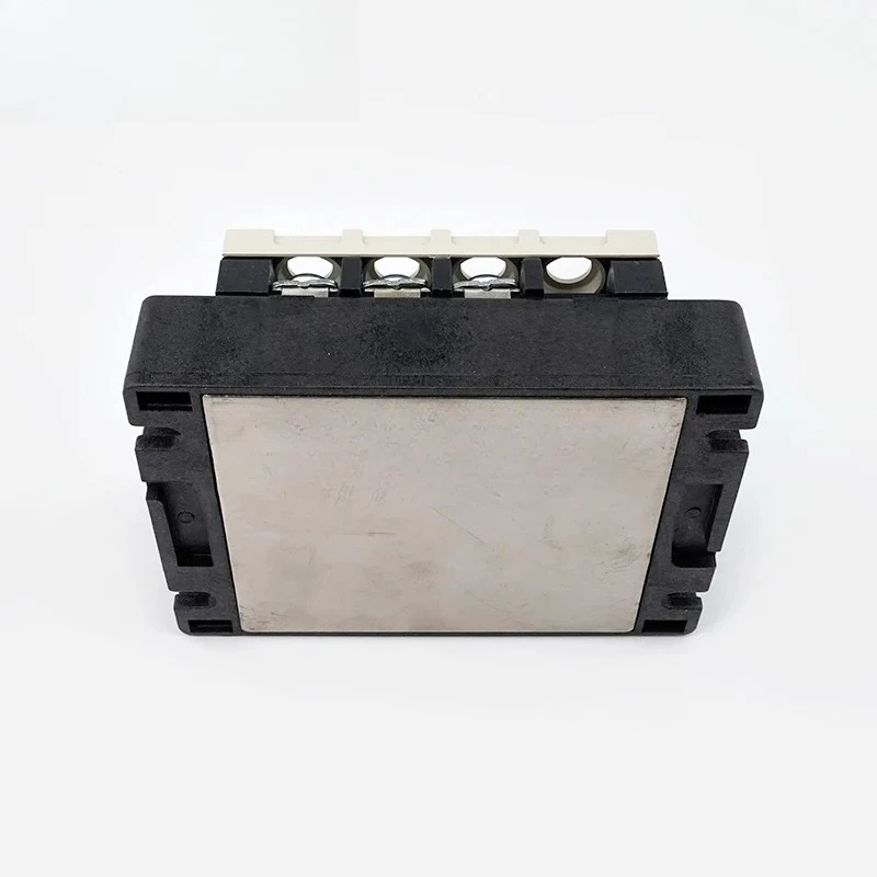 Relè trifase Carlo gavazzi svizzero nuovo e originale al 100% RZ3A40A75