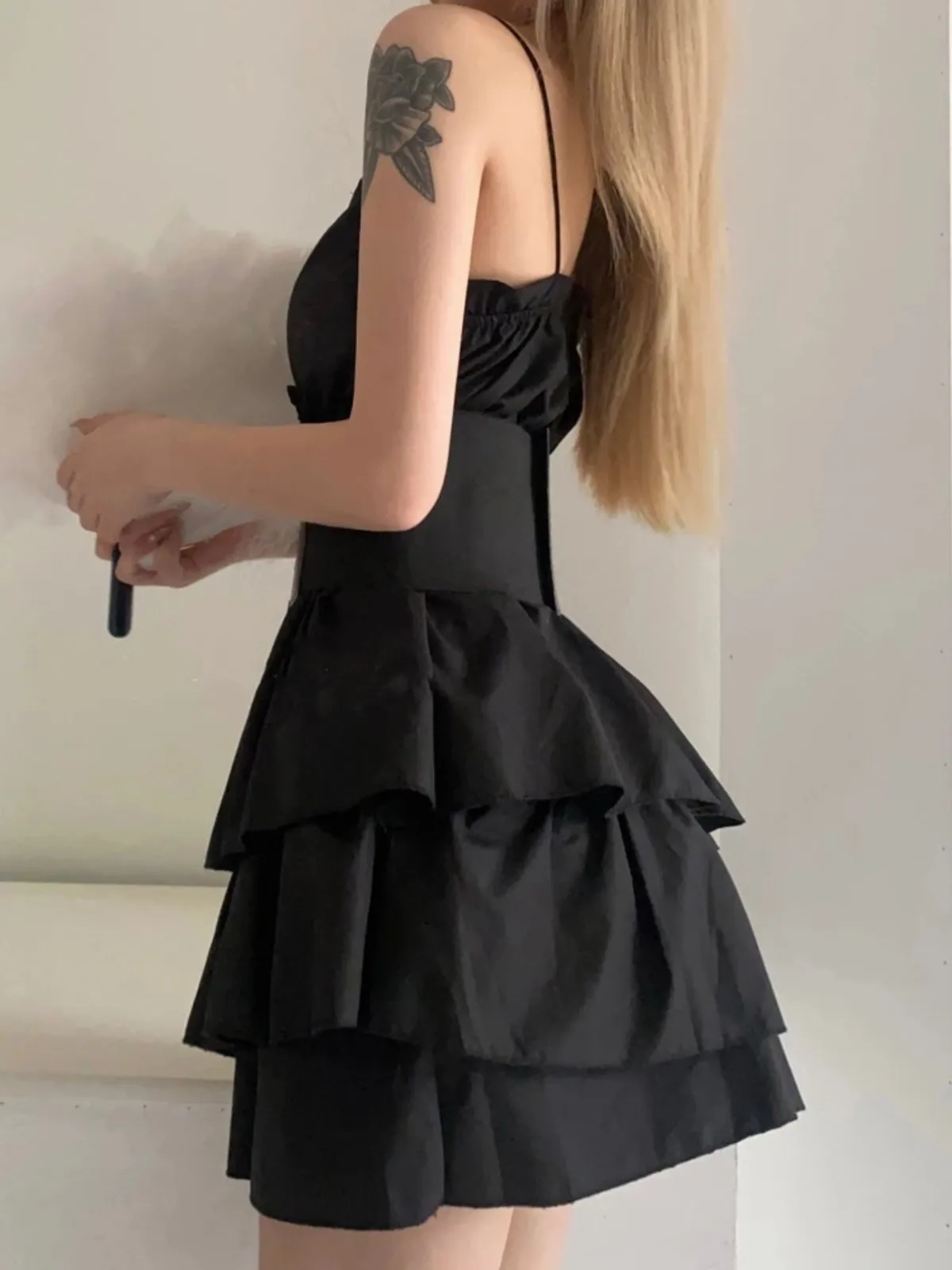 فستان نسائي عريض للغاية بخصر مطاطي وحزام خصر مزخرف وحزام خصر أنيق لتزيين الملابس