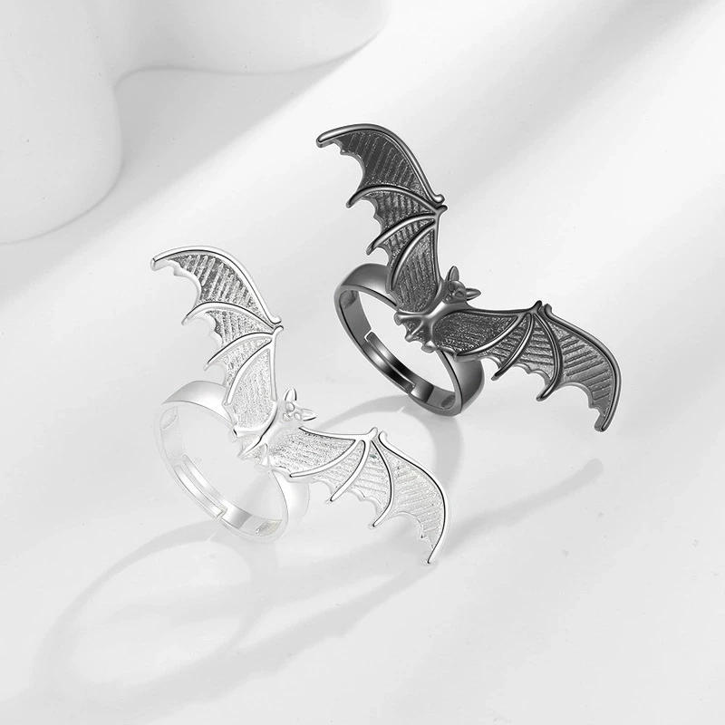 Gothic Bat Wing Adjustable Open Ring Vintage Dark Halloween Copper Ring for Men Women Punk Statement Jewelry Gift
