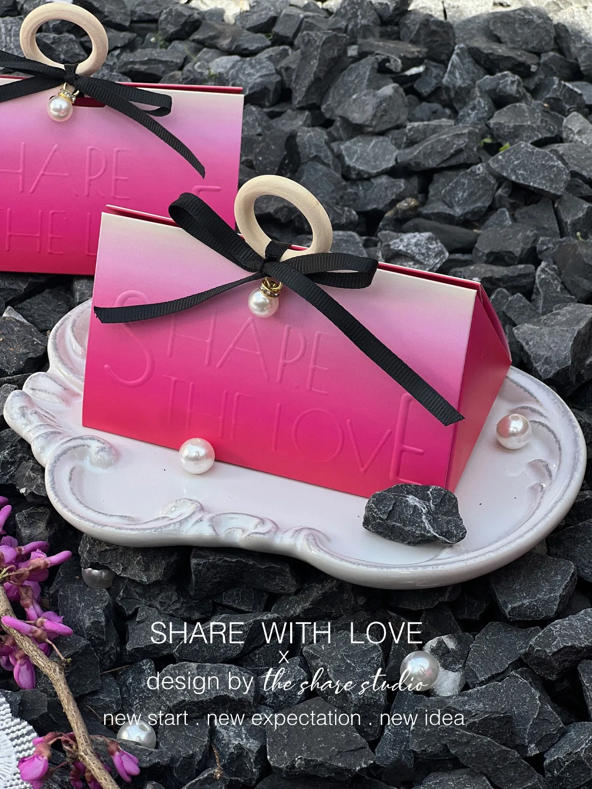 

20/30/50Pcs Relief Gradient Rose Pink Gift Box Wedding Guest Candy Packaging Bags Baby Shower Party Favors Festival Supplies