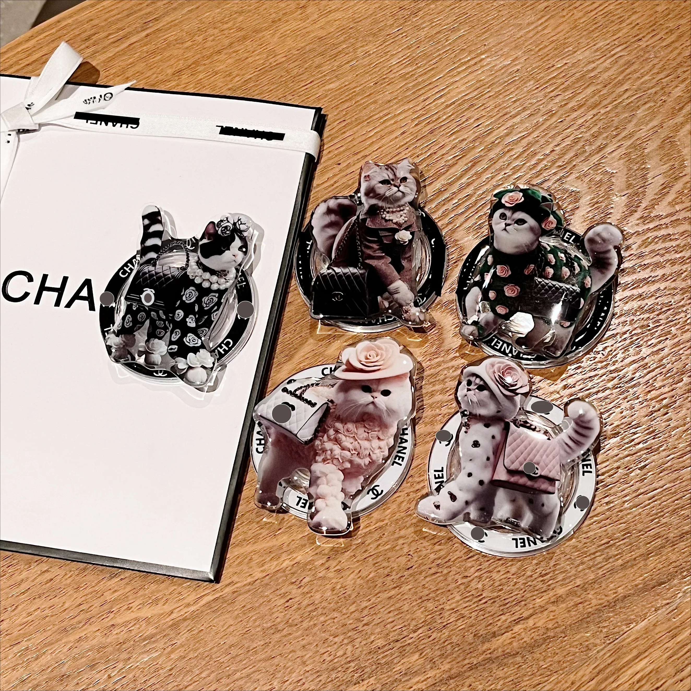 

Cartoon Pattern Mobile Phone Holder Cute Cat Magnetic Phone Holder Lazy Artifact Phone Accessorie Decoration Phone Bracket Stand