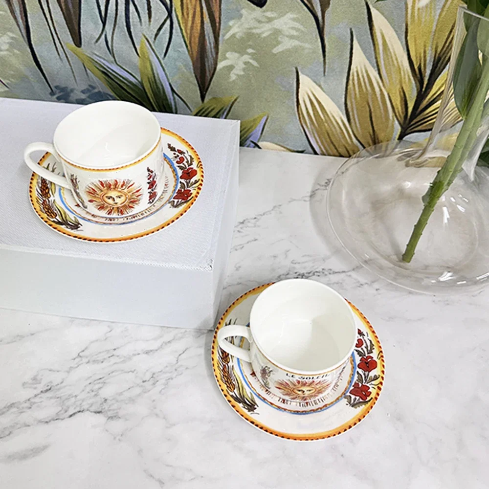 

Ретро Таро Звезда Солнце Кофейные чашки и блюдца Креативная посуда Тарелки Посуда Кофейные чашки Оптовая продажа Кружка для чая Кухня