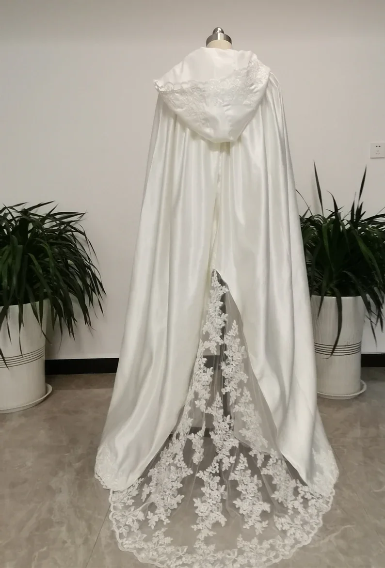 

Customized Satin Wdding Cloak with Hood Lace Bride Coat with Train Bridal Shrug Wrap Women Shawl Accessory