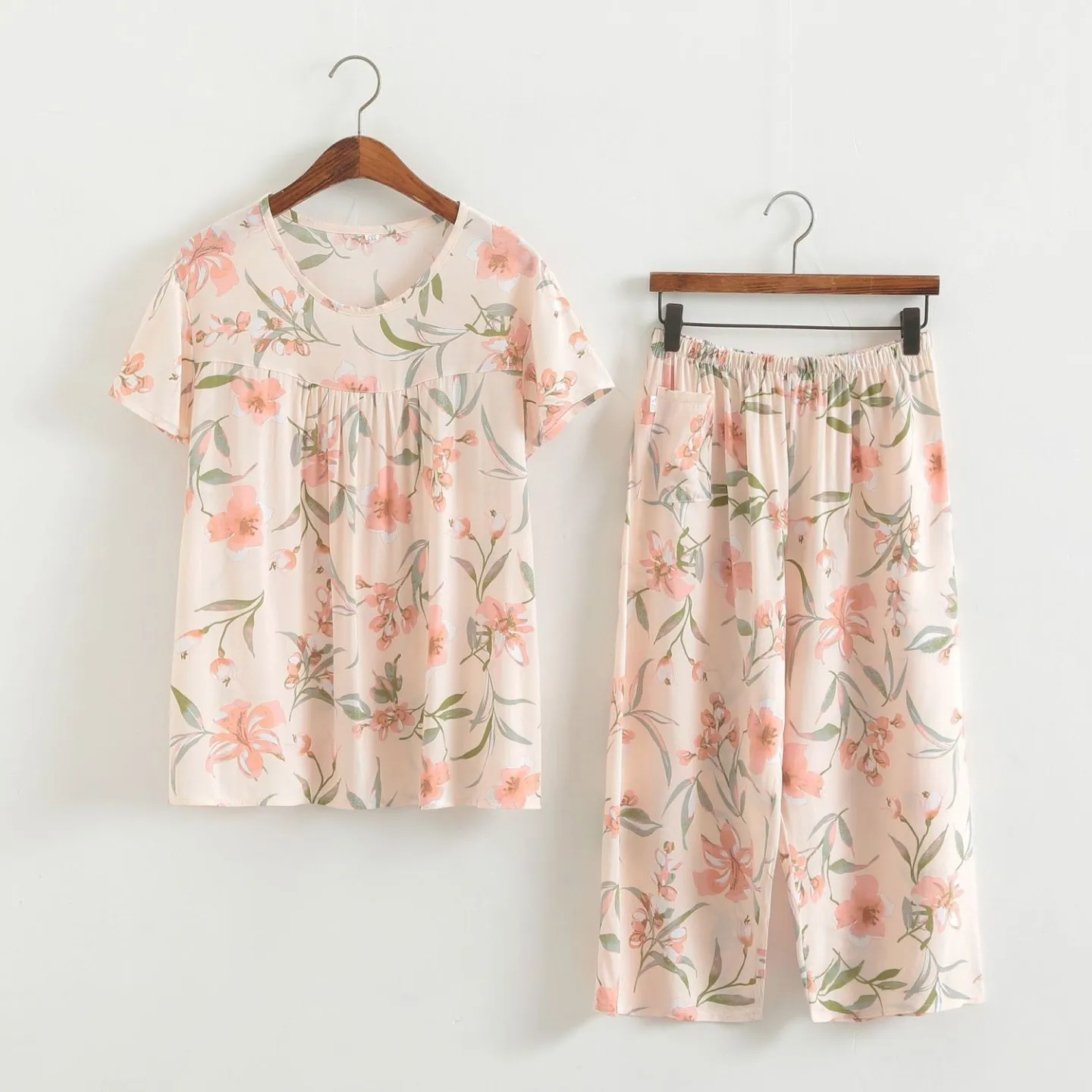 mommy-cotton-silk-set-new-mid-aged-and-elderly-women's-summer-wear-short-sleeve-overhead-artificial-cotton-seven-piece-pants