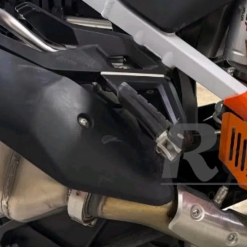 Clutch Side Engine Case Cover For 1290 Super Adventure R S T 2015 2016 2017 2018 2019 2020 Heel Protective Oil Brake Fluid Caps