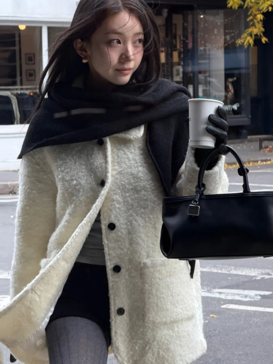 

Корейское шикарное зимнее пальто женское свободного кроя, длинное, на одной пуговице, с меховым воротником, осенне-зимняя верхняя одежда, уличный стиль