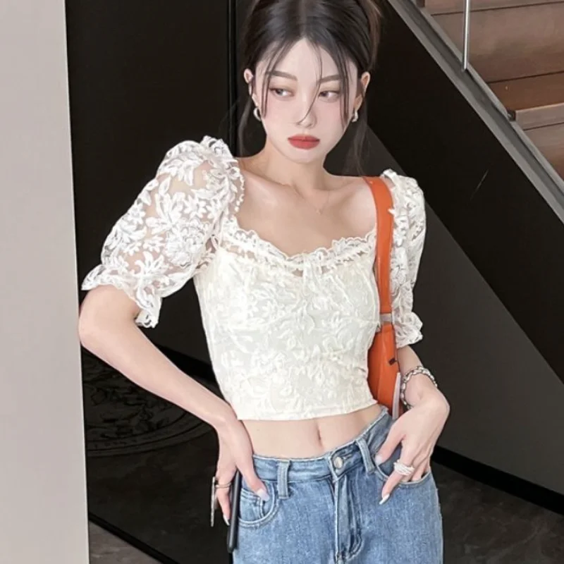 Embroidery Blouses Women Floral Vintage Puff Sleeve Temperament Summer Fashion Hotsweet Slim Crop Tops Female All-match Mature