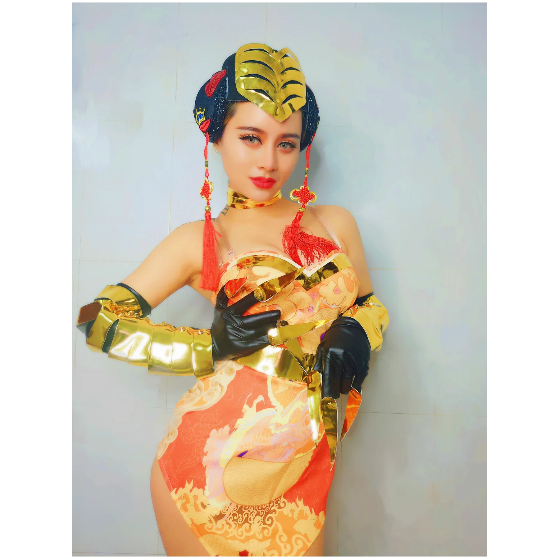 Nightclub craze new geisha Chinese wind headdress metal long nail skin gloves dance team female gogo  YIJI