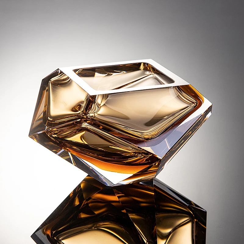 Cenicero de cristal en forma de diamante elegante y exquisito, oficina en casa personalizada y creativa, Cenicero de club de alta gama