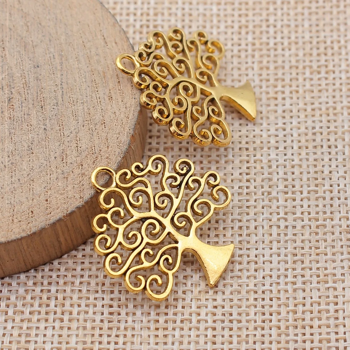 

20pcs 26x26mm(1.02x1.02inch) 3 Colors Antique Bronze Color Antique Gold Color Antique Silver Color Life Tree Charms Pendants