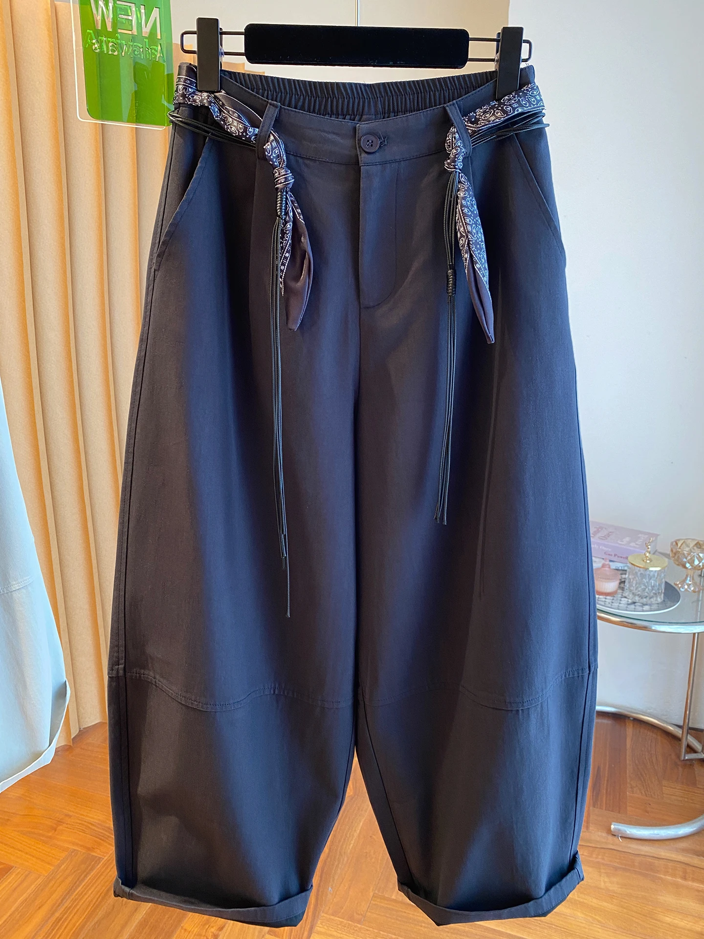 กางเกงผู้หญิงสไตล์ฮิปฮอป ลายตารางจีบพลีท แนววินเทจ มินิมอล ชิค สำหรับฤดูใบไม้ร่วง เหมาะกับสาวๆ นักศึกษา ดูมืออาชีพ มีสไตล์ ซ้อนชั้น ลายตารางพับ ดูเซ็กซี่