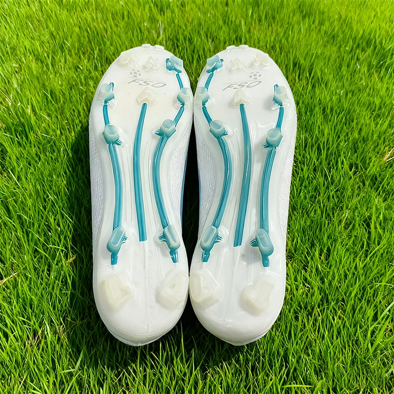 أحذية كرة القدم للرجال خفيفة المجتمع المرابط أحذية كرة القدم في الهواء الطلق للجنسين النساء مباراة FG/TF أحذية رياضية عالية الجودة المهنية