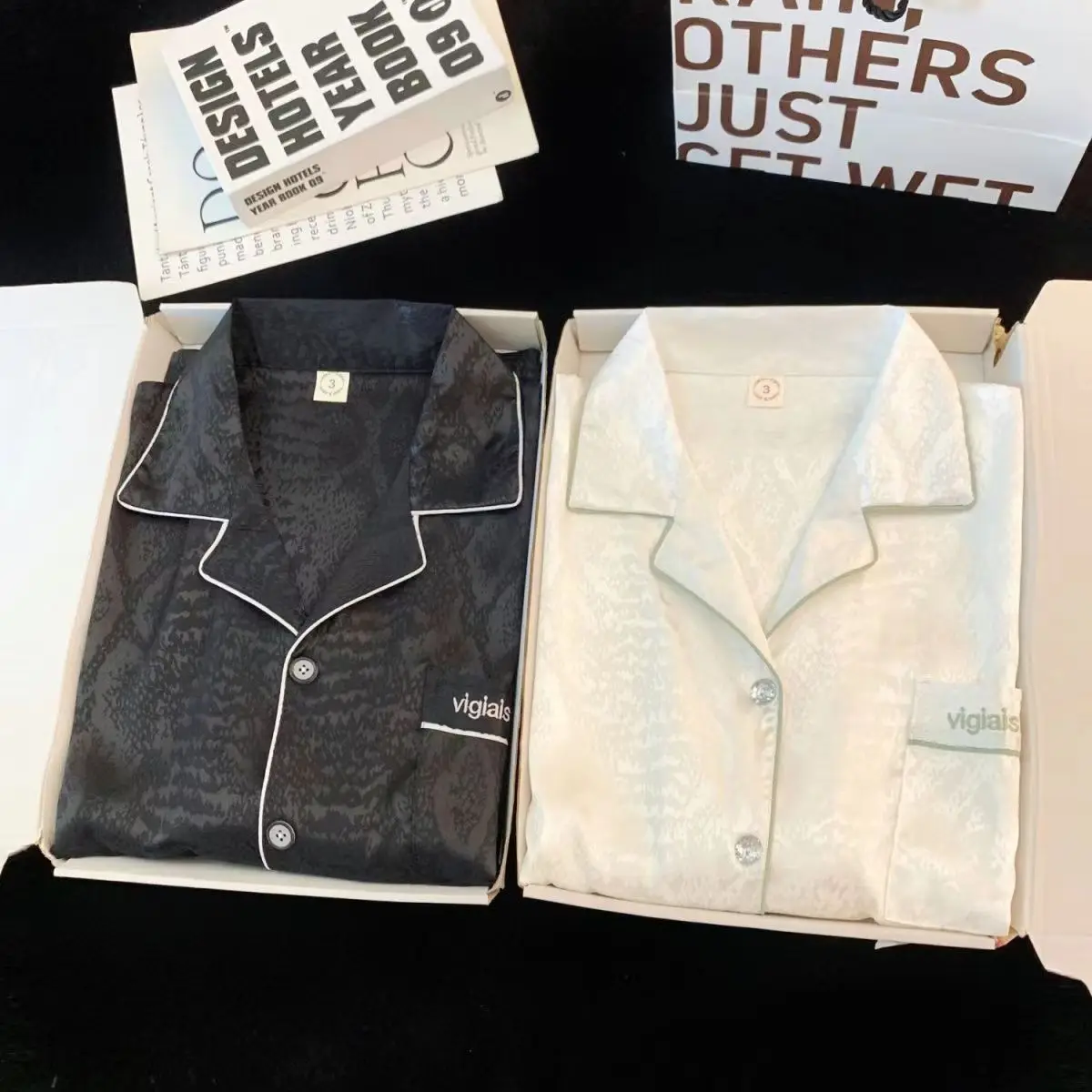 

Летняя ночная рубашка из ледяного шелка для пар, кардиган, женская ночная рубашка, шорты с короткими рукавами, мужские элегантные пижамы, пижамы para parejas