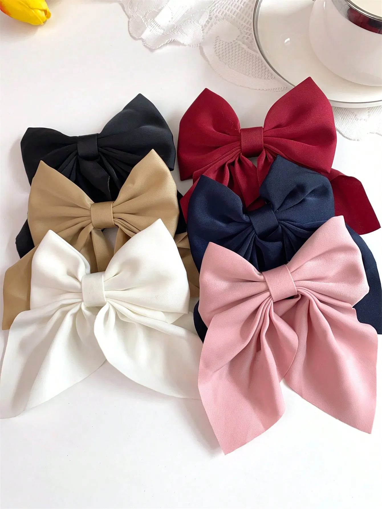 6 Spring clips Women\'s back hair clip headdress Solid color bow Duck bill Clip Hair clip women\'s hair clip