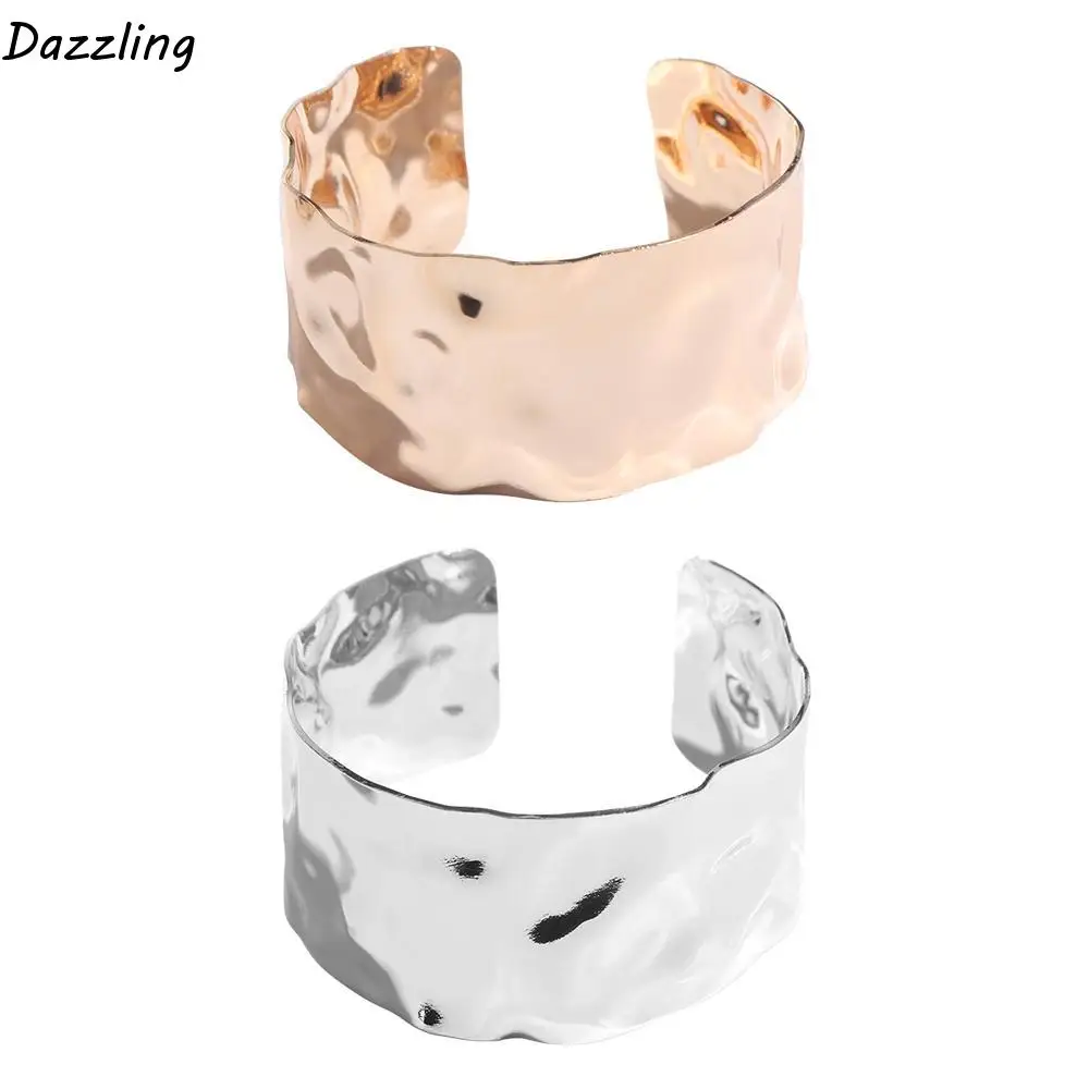 المعادن واسعة مفتوحة الإسورة الأقلية تصميم سبيكة الكفة أساور مجوهرات اكسسوارات أوروبا الأمريكية نمط مبالغ فيه سوار الفتيات