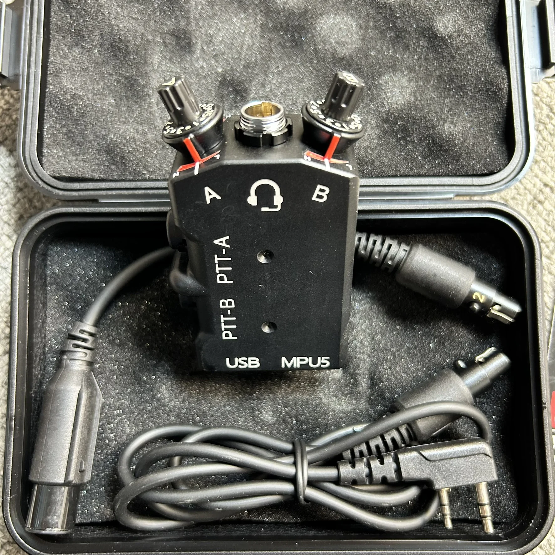 جميع الإصدارات المعدنية MPU5 DUAL PTT راديو تكتيكي وظيفي PTT لسماعات الرأس القياسية U174/uNATO AMP/C3 وغيرها