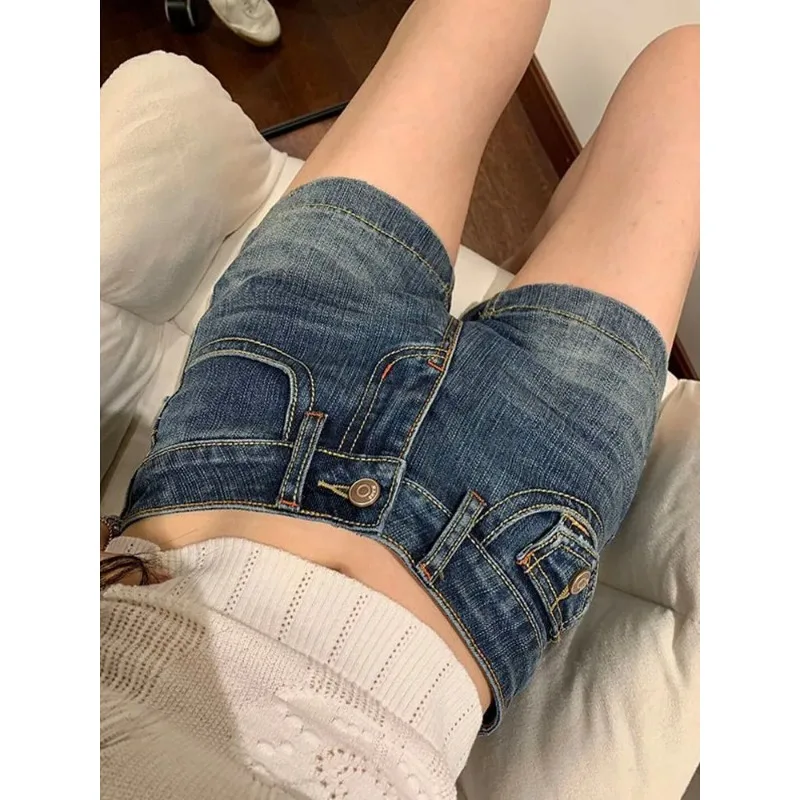 Women American Retro Color Stitch Embroidery Low Waist Stretch Denim Shorts Summer Hot Pants