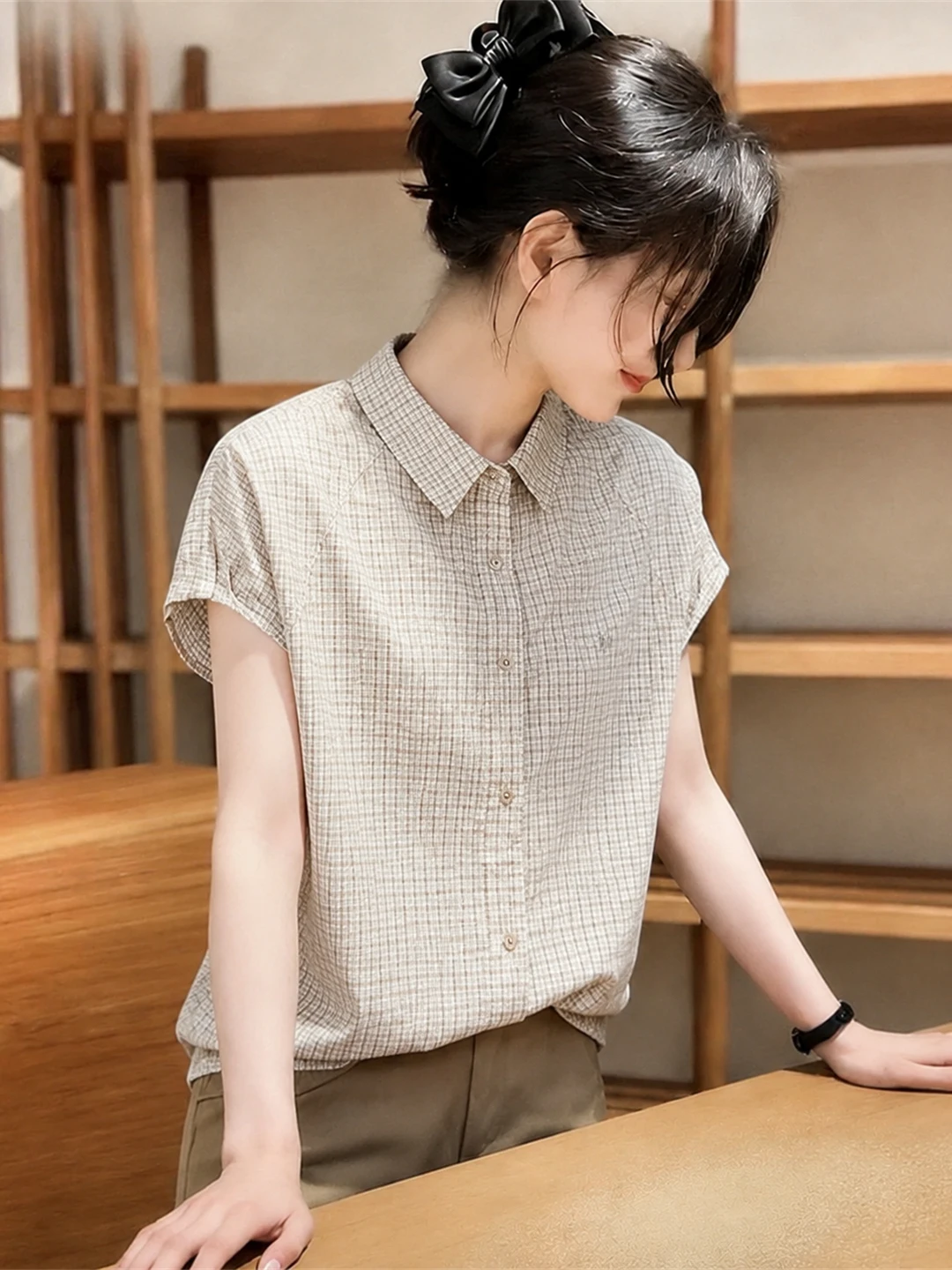 Fashionable Short Sleeve  Neck Shirt Korean Style Commute Pattern Women's Versatile Top Summer 2026 Silk Blend Blouse