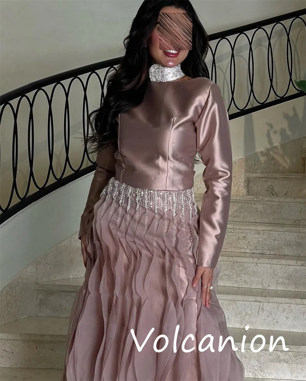 Personalizado Formal clásico Charmeuse lentejuelas plisado A-line cuello alto vestidos largos ocasión a medida Sexy