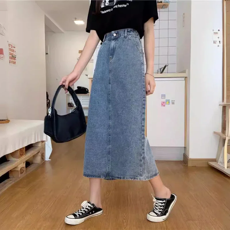 Women's High-Waist Slit Denim Skirt Retro Washed A-Line Hip-Covering Straight Long Skirt for Casual Comfortable Fit