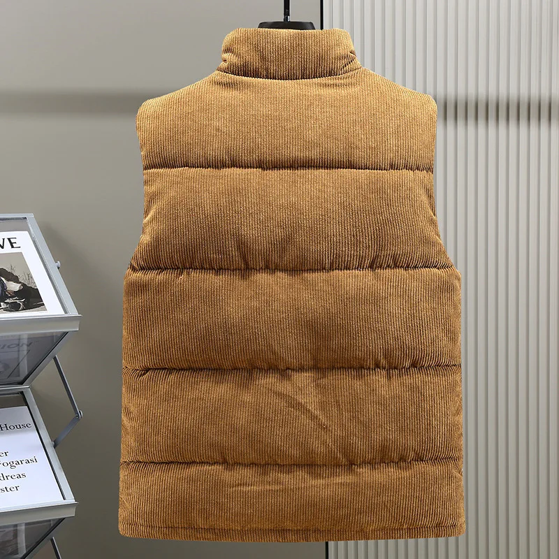 ฤดูใบไม้ร่วงและฤดูหนาวหนาสบายๆเสื้อกั๊กผู้ชายเสื้อ 2025 แฟชั่นใหม่ Corduroy เสื้อกั๊กผ้าฝ้ายผู้ชายเสื้อผ้า