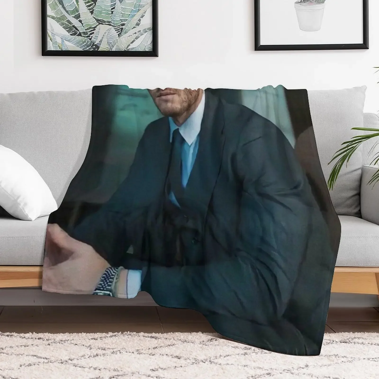 Kerem knocks on your door Throw Blanket Sofas Luxury St Decoratives Cute Blankets