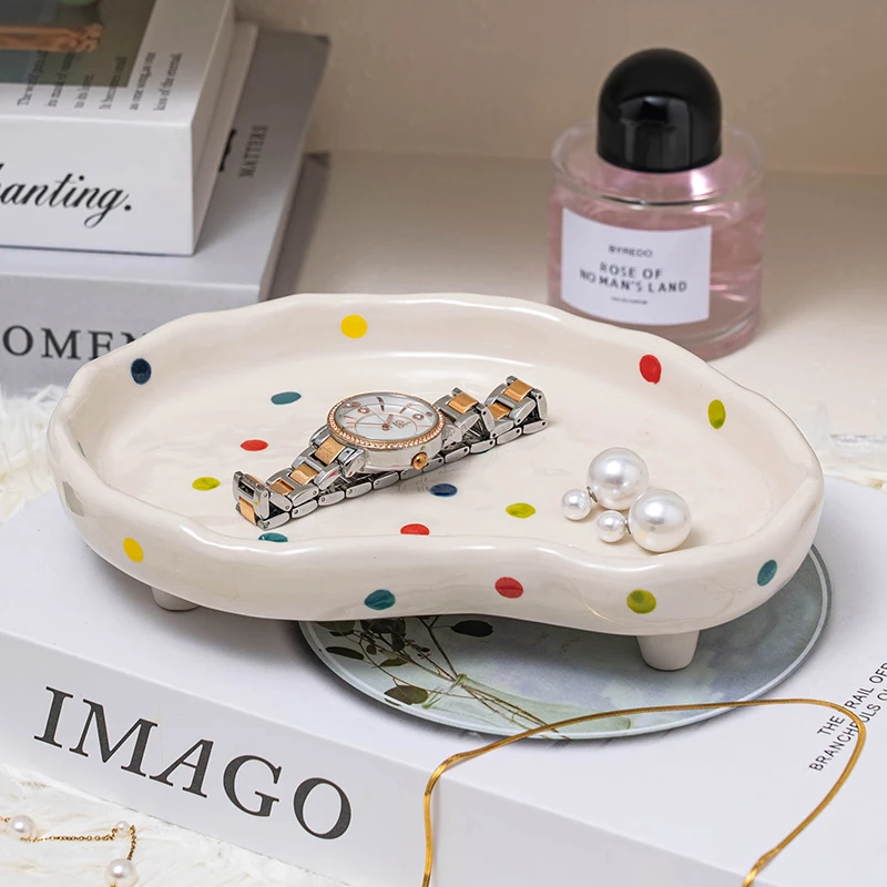 

Creative Cream Wind Ceramic Plate Household Jewelry Plate Desktop Living Room Ornament Display Tray Necklace Storage Box Tray