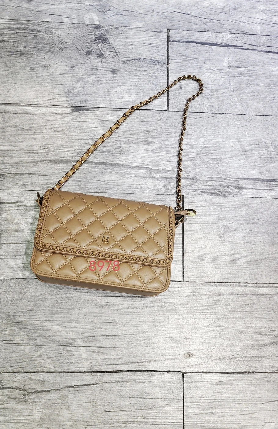 

2024 Small Square Embroidered Chain oulder Bag Ele Commuter Sle Women's Bag Versatile Crossbody Bag ang Feng