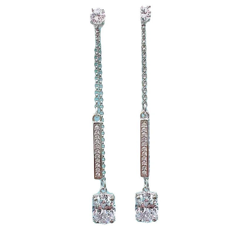 

Fashion niche 925 sterling silver versatile white diamond earrings set with high carbon diamond temperament wedding jewelry