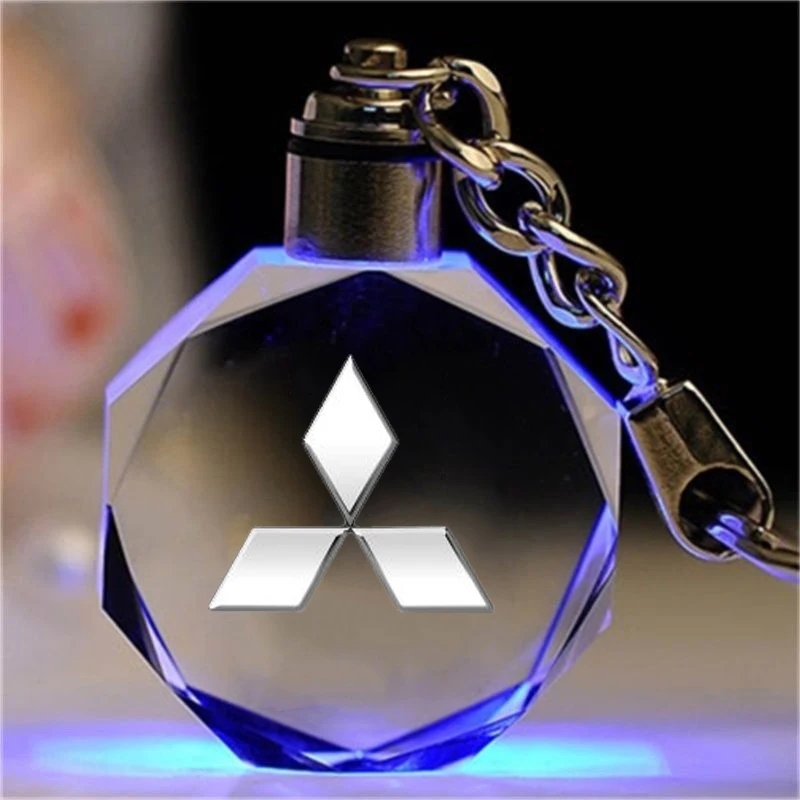 LED Light Car Keyring Octagon Pendant Keychain for Mitsubishi Outlander Grandis Lancer Ex Mirage V33 OTO ASX L300 Delica Pajero