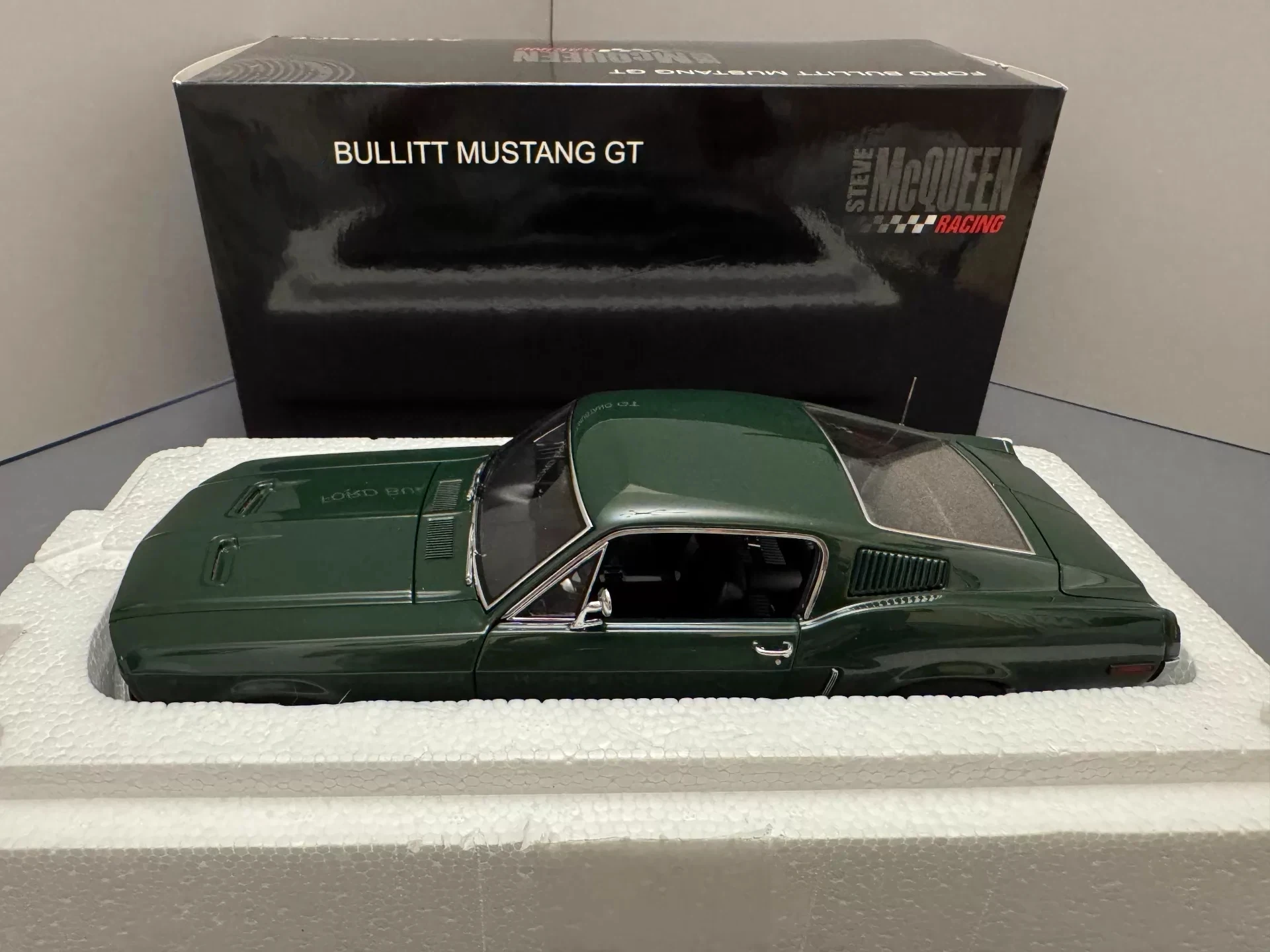 Autoart 1:18 Bullitt Mustang GT Green Simulation Limited Edition All Open Alloy Metal Static Car Model Toy Gift