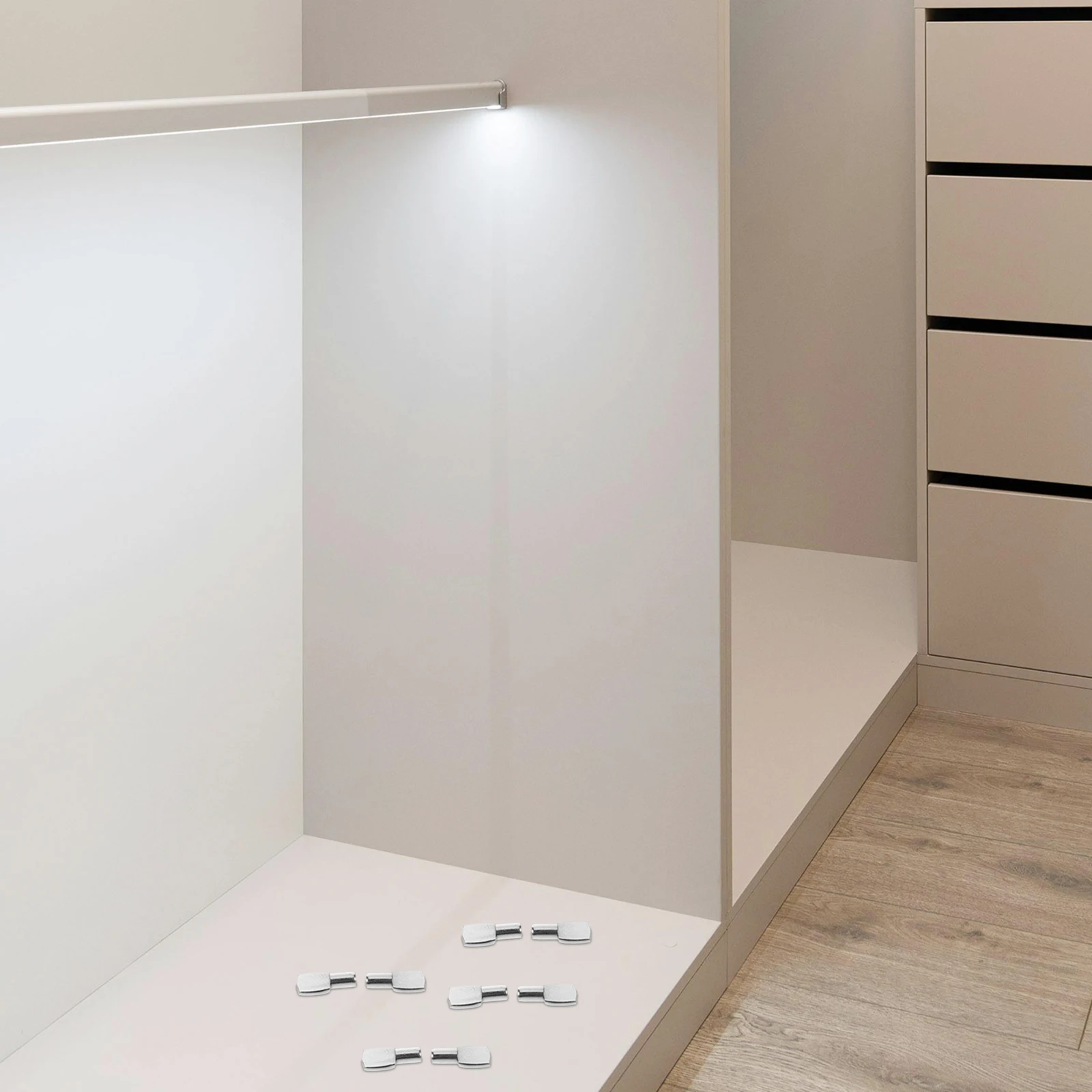 

100Pcs Cabinet Shelf Pins Metal Shelf Holder Supports for Glass Shelves Durable Brackets Adjustable Wardrobe Self Tapping