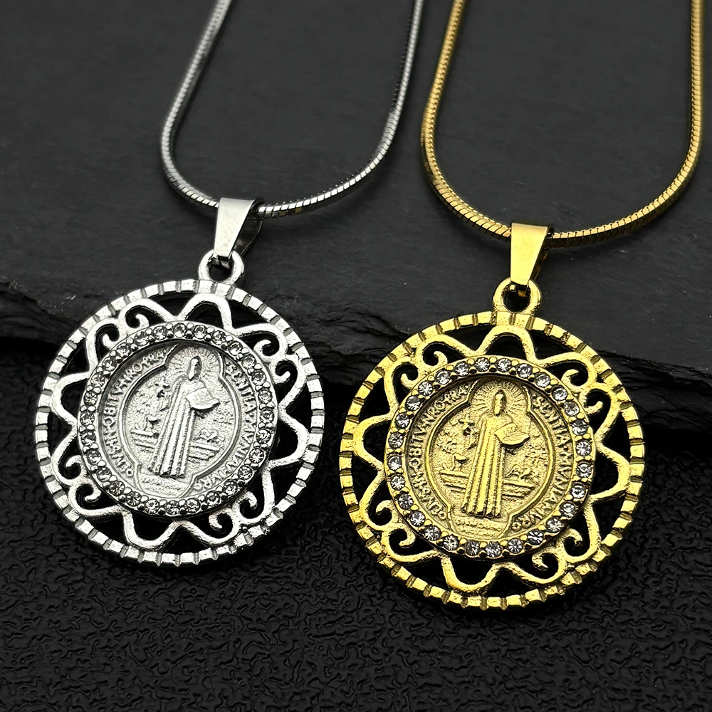 Подвеска Святого Бенедикта с камнями для мужчин и женщин