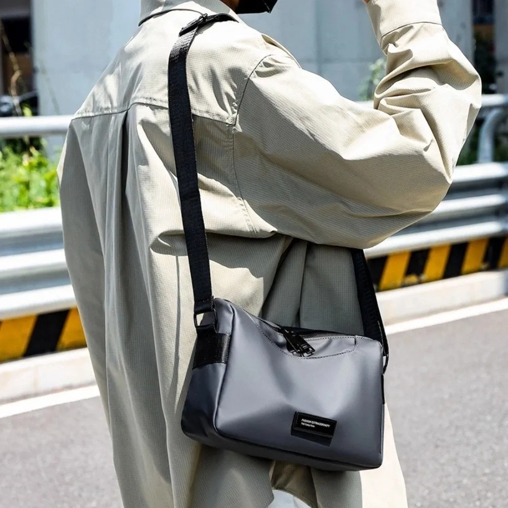 

Waterproof Men Crossbody Bag Large Capacity Phone Pouch Student Shoulder Bag with Multiple Pockets Leisure Messenger Bag