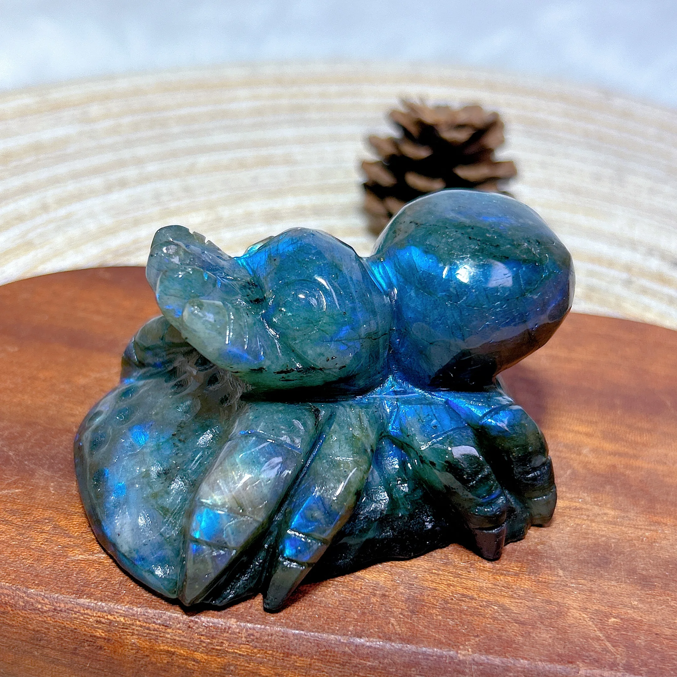 High Quality Natural Crystal Blue Labradorite Spider Hand Carving Healing Energy Flashy Gemstones Reiki Home Decorations Gift