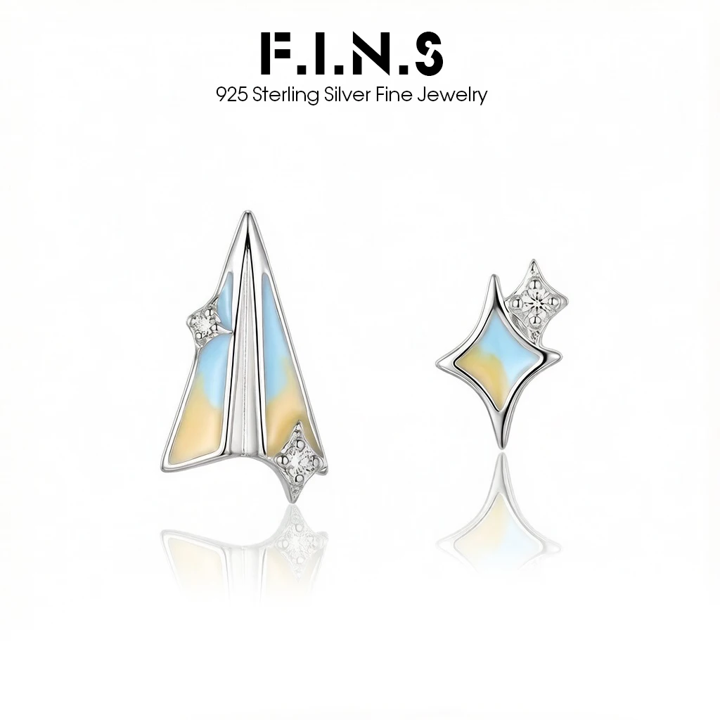 Pendientes Originales F.I.N.S. Asimétricos de Plata de Ley S925 con Forma de Avión de Papel y Estrella, con Esmalte de Colores y Circonitas, Joyería para Oreja